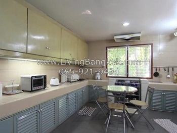 Huge Yard House for Rent in Sukhumvit77(On Nut) Bangkok.