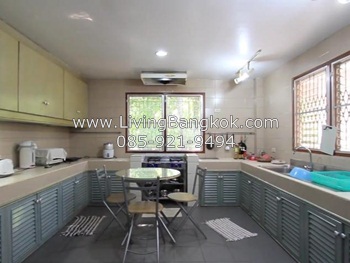 Huge Yard House for Rent in Sukhumvit77(On Nut) Bangkok.