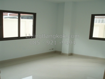 HHo-100100-10- House/home office for rent in Sukhumvit 71, Prakhanong, Bangkok
