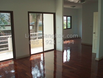 HHo-100100-10- House/home office for rent in Sukhumvit 71, Prakhanong, Bangkok
