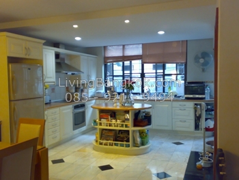 Th-020200-36 – Town house /home office for rent in Pattanakarn-Onnut, Bangkok